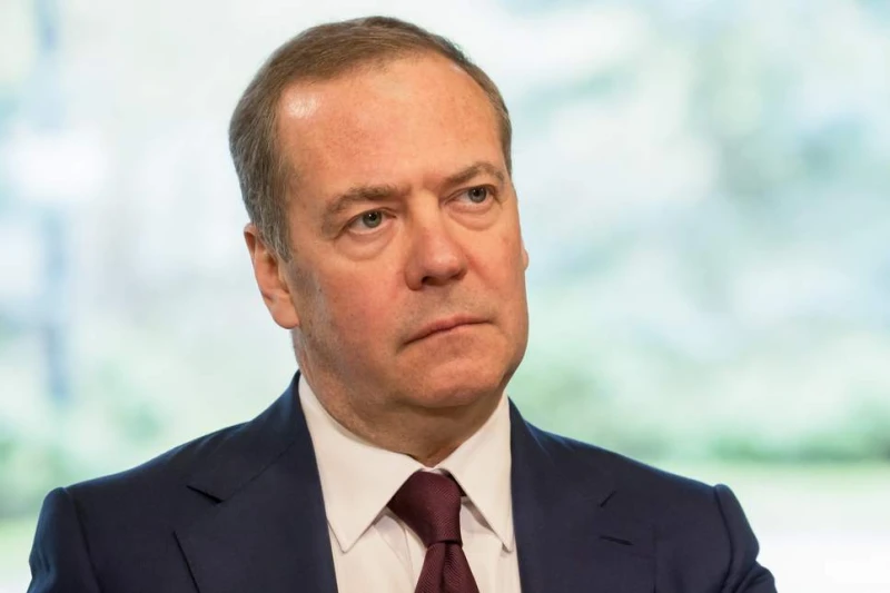 Медведев: Европейските псета да не забравят края на Хитлер