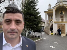 Кандидатът за президент на Румъния иска компенсация от Украйна за оказаната помощ