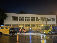 В Стара Загора активно се отстраняват последствията от проливния дъжд снощи