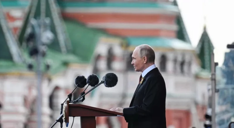 Путин с реч на парада в Москва: Победата над нацизма беше извършена с усилията на много страни