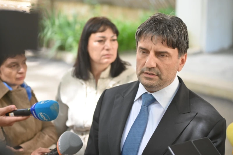 Директорът на СДВР: Поръчка стои зад опита за убийство на Митко Русия и сина му, има двама задържани