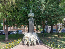 128 години от трагичната смърт на Щастливеца отбелязаха в родния му град