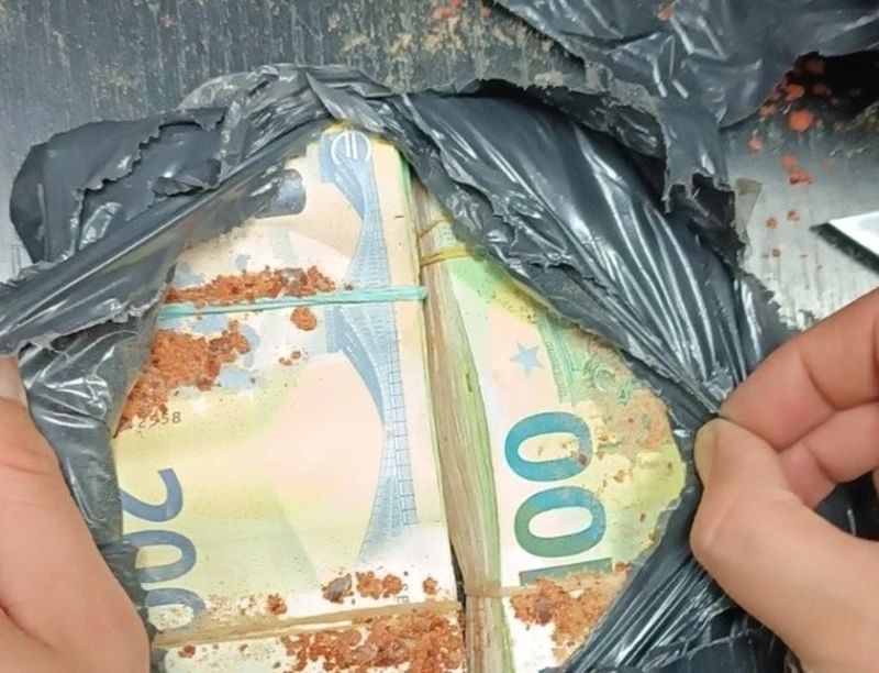 Откриха близо 130 000 евро в черни пакети на митницата във Видин