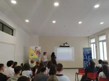 Ученици и лекари от Русе участваха в кампания на Държавна агенция за закрила на детето