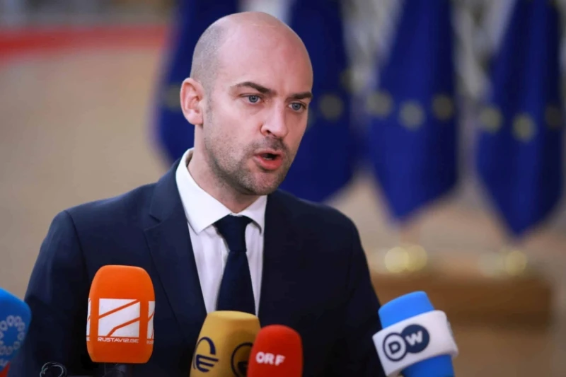 Баро: Ще използваме приходите от замразените руски активи за поддръжката на оръдията "Цезар" на Украйна