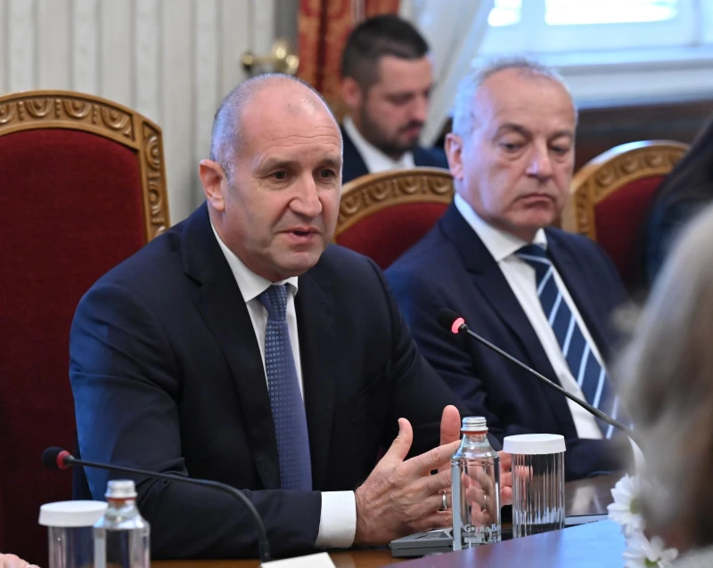 Евродепутатите от ЕНП: Опитът на Радев да всява омраза и разединение сред българите е недостойна интрига