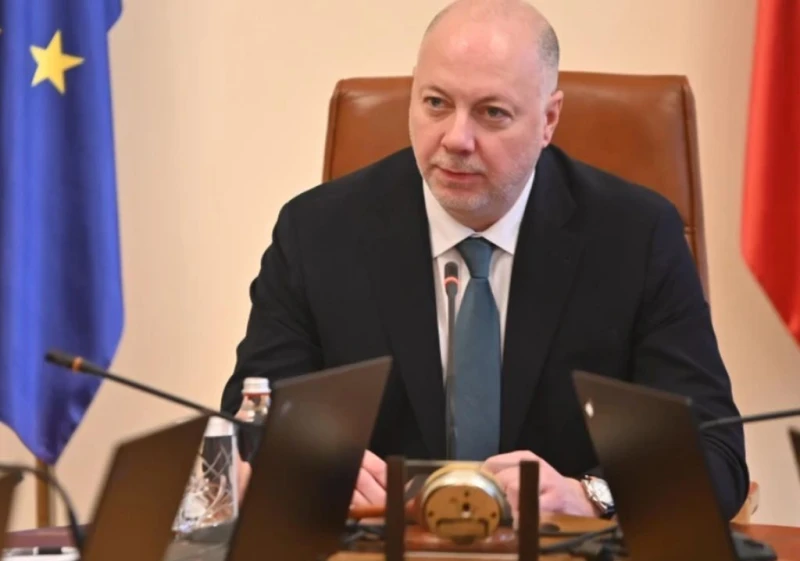 Желязков: Категорично неприемливо е президентът Радев да чертае бъдещия си политически проект на гърба на бъдещето на българските граждани