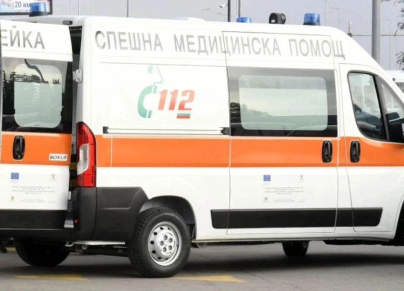 Таксиметров автомобил блъсна и уби мъж на пешеходна пътека в Русе