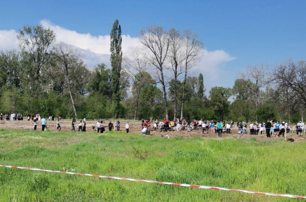 С над 800 доброволци пролетното залесяване на "Новата гора на София" завърши 10 дни по-рано