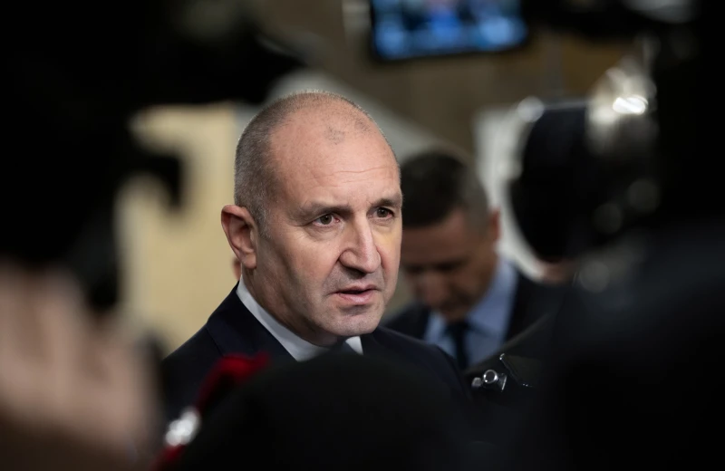 Радев в Пловдив преди 57 дни: Референдум за еврото е незаконен