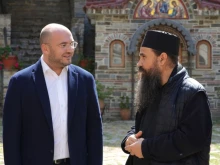 Българската държавна делегация пристигна в Зографския манастир