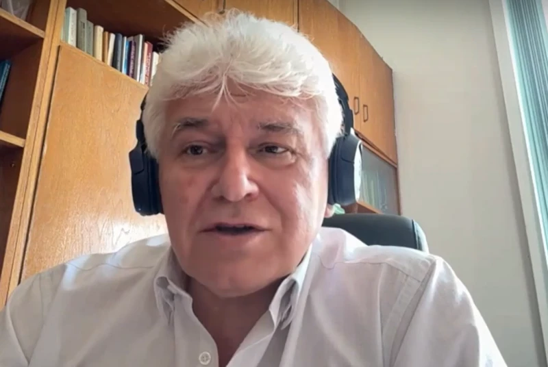 Проф. Пламен Киров: Ако се проведе референдум, има реални шансове той да бъде успешен