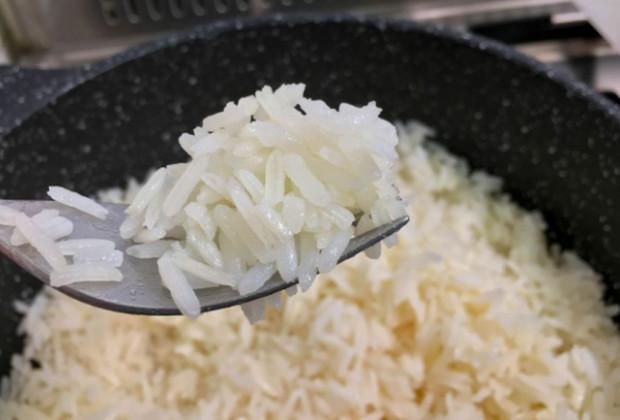Винаги перфектен на вкус и визия ориз, с помощта на един малък трик