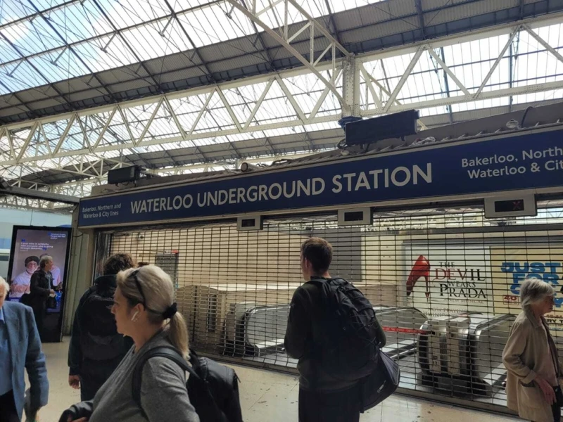 Транспортен хаос в Лондон: Метрото е засегнато от прекъсване на електрозахранването