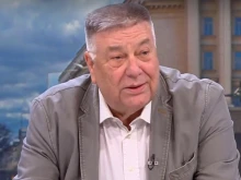 Проф. Попов за новия папа: Може би не е случайно, че е американец, но не е американският фаворит на Тръмп