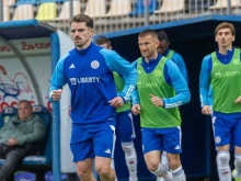 Милен Желев изигра цял мач при важна победа на Оцелул