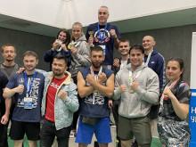 Четири златни медала и отборна купа по кикбокс за МУ-Варна
