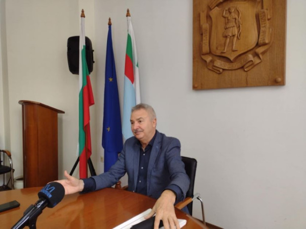 Община Монтана е закупила 180 нови контейнера от по 1100