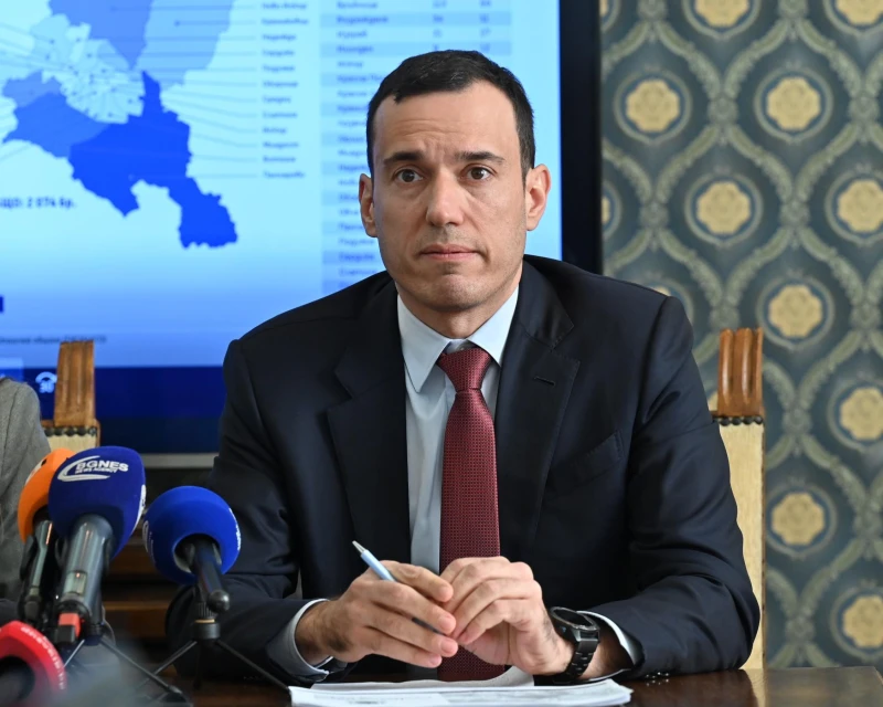 Васил Терзиев за протеста на градския транспорт: Решихме утре да бъде неучебен ден