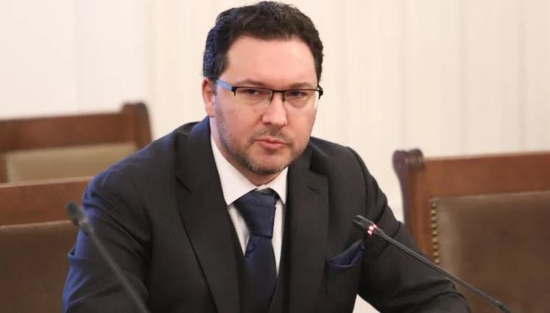 При закрити врата Даниел Митов дава подробности за контрабандния канал в Пловдив