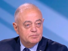 Атанас Атанасов: Кой натисна копчето на президента? Радев е заявявал, че референдумът е недопустим
