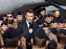 Макрон е готов да разположи френските ядрени оръжия в Европа