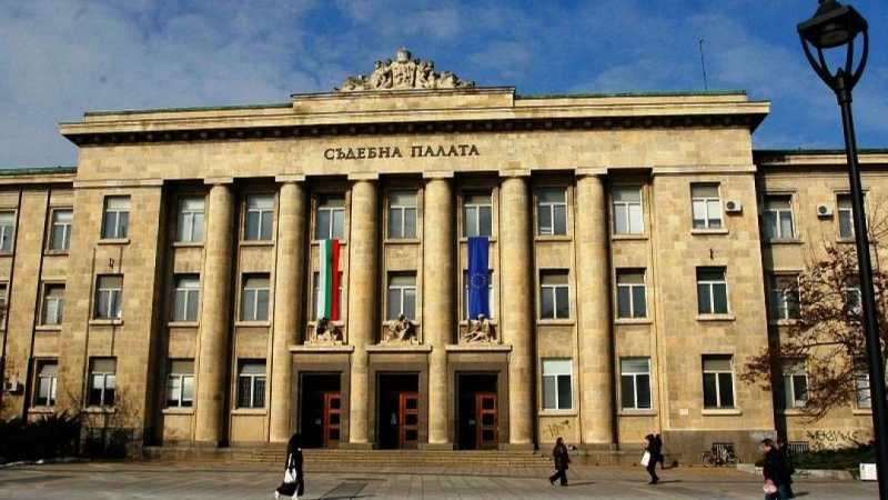 Окръжен съд – Русе задържа под стража обвиняем рецидивист за наркоразпространение
