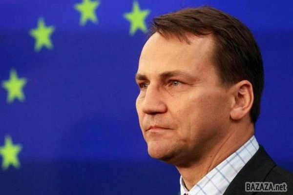 Сикорски: Варшава няма да изпрати войските си в Украйна, но ще помогне на мироопазващата мисия