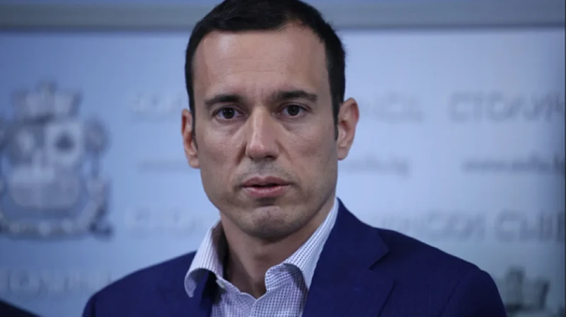 Васил Терзиев покани на среща в четвъртък протестиращите транспортни работници