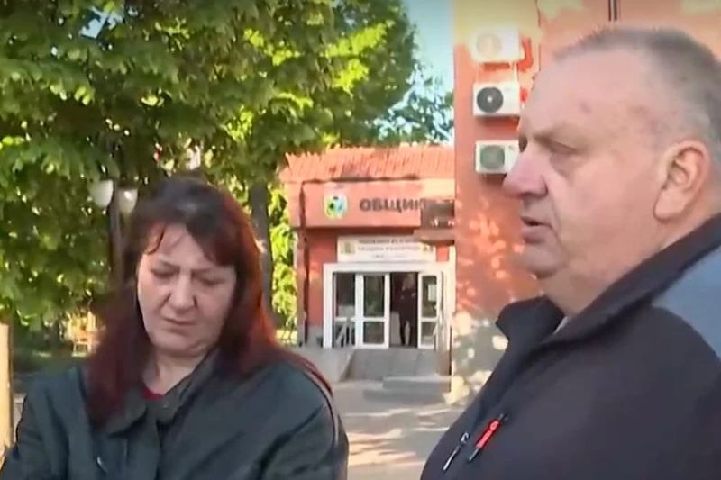 "Момчета са поискали неприлични неща. Директорката "замита нещата под килима": Родители твърдят, че дъщеря им е малтретирана в училище