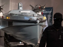 "Украинският дрон Magura V7 всява страх в Черно море": ГРУ представи безпилотния катер в Киев