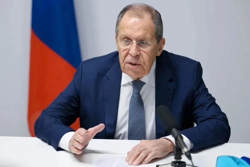 Лавров обвини Лондон в намеса в дипломатическия процес за постигане на мир в Украйна