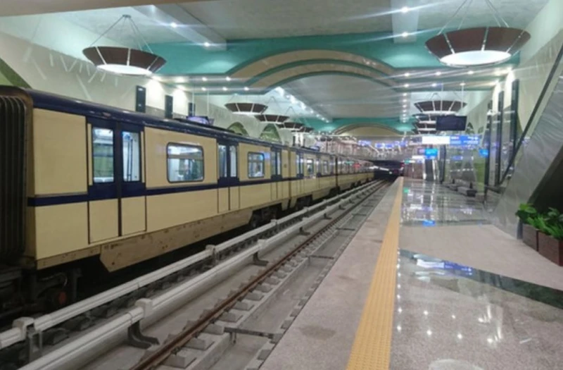 Метрото ще продължи да работи и в петък