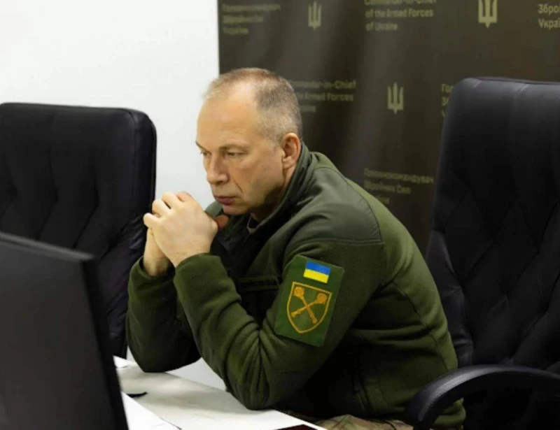 Сирски съобщи колко войници използва в момента Русия във войната срещу Украйна
