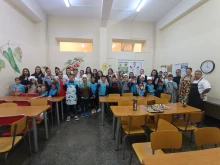 Студенти присъстваха на дейности по иновативна програма в русенско училище