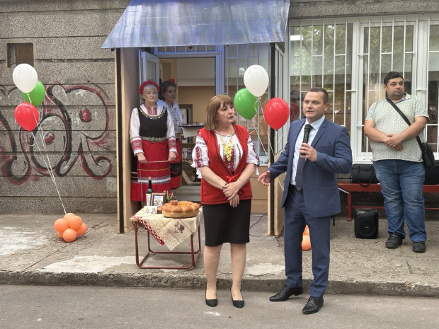 Откриха с тържество новото помещение на Пенсионерски клуб "Калина" в Русе