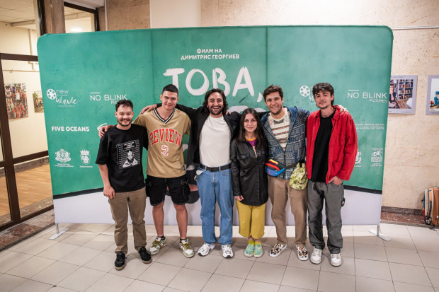 Премиерната прожекция на филма "Това, което остава" предизвика огромен интерес в Стара Загора