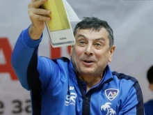 Логично! Волейболният Левски награждава с нов договор Николай Желязков
