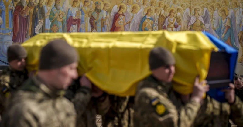 Телата на 909 загинали войници са върнати в Украйна