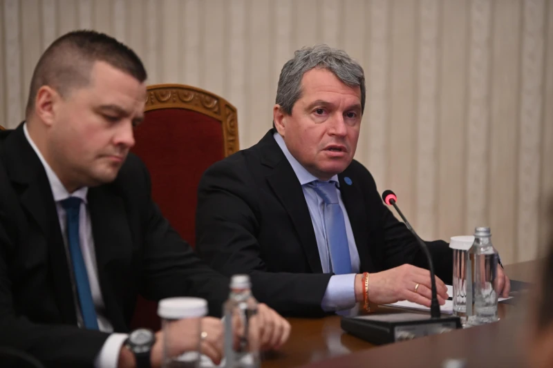 Кой ще е новият лидер на ИТН?