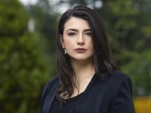 Лена Бориславова увери: Няма да се повтори Жан-Виденовата зима, нито да бъдат ограбвани спестявания на гражданите чрез "заграждане на нулички"