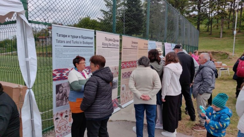 Изложба с постери от Етнографския музей в Будапеща бе представена във Ветово