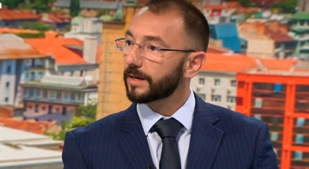 Как ще се реши кризата с наземния градски транспорт в