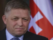 Фицо сравни санкциите срещу Русия с "чума" и би подкрепил референдум за отмяната им