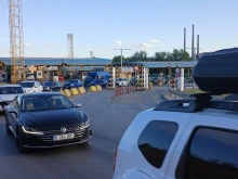 Интензивен трафик по "Дунав мост" заради блокади на протестиращи: Въведоха допълнителни мерки