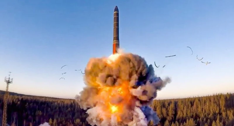 Defence Express: Русия не успя да изстреля междуконтиненталната балистична ракета РС-24 "Ярс"