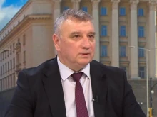 Ректорът на УНСС след решението за 15 млн. лв. за транспорта: Временно решение, закърпване на ситуацията