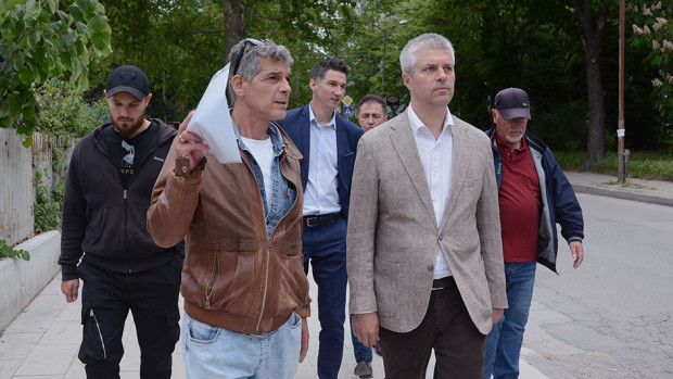 Кметът на Варна инспектира този район