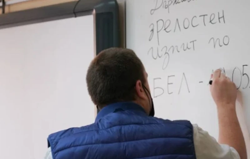 Диян Стаматов: Продаването на отговорите на матурата от днес за утре е спекулация и манипулация