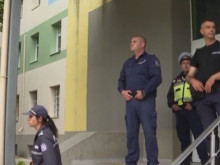 Роднини на ученичка нахлуват и пребиват деца в училище в Бяла Слатина